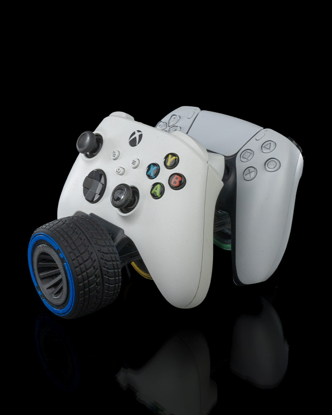 Racing-themed 3D printed controller holder- for 2 controllers
