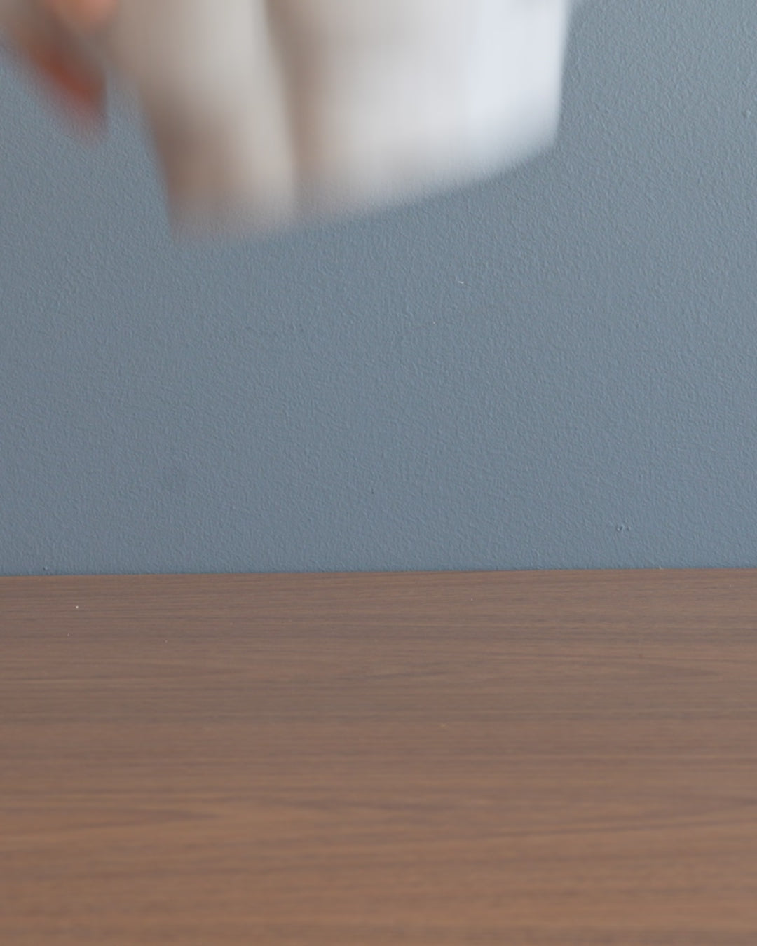 Rotating showcase video of the Summer Body Vase in male version demonstrating PETG texture, shape, and enamel coating.