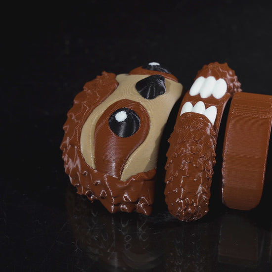 Video demonstration of the Cute Flexi Sloth showing its smooth articulated movement and flexible joints.